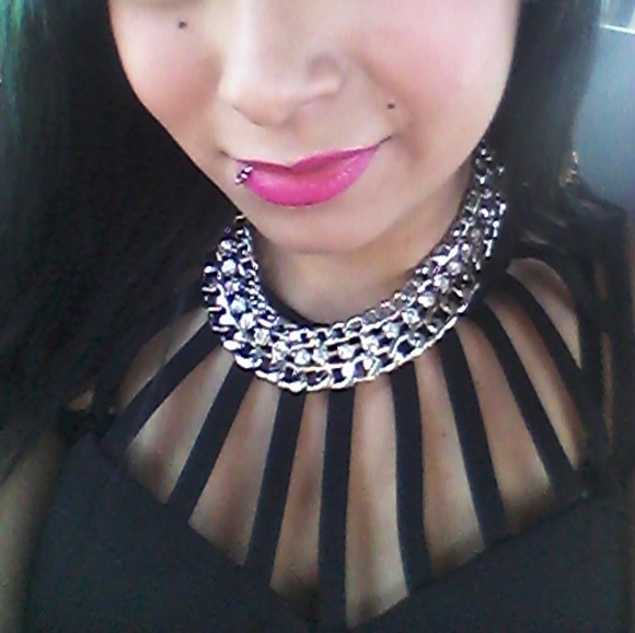 Pretty crop top - Picture 10 of 11